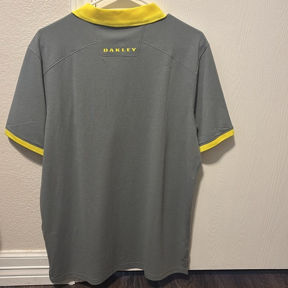 Oakley Polo - Picture 4 of 5